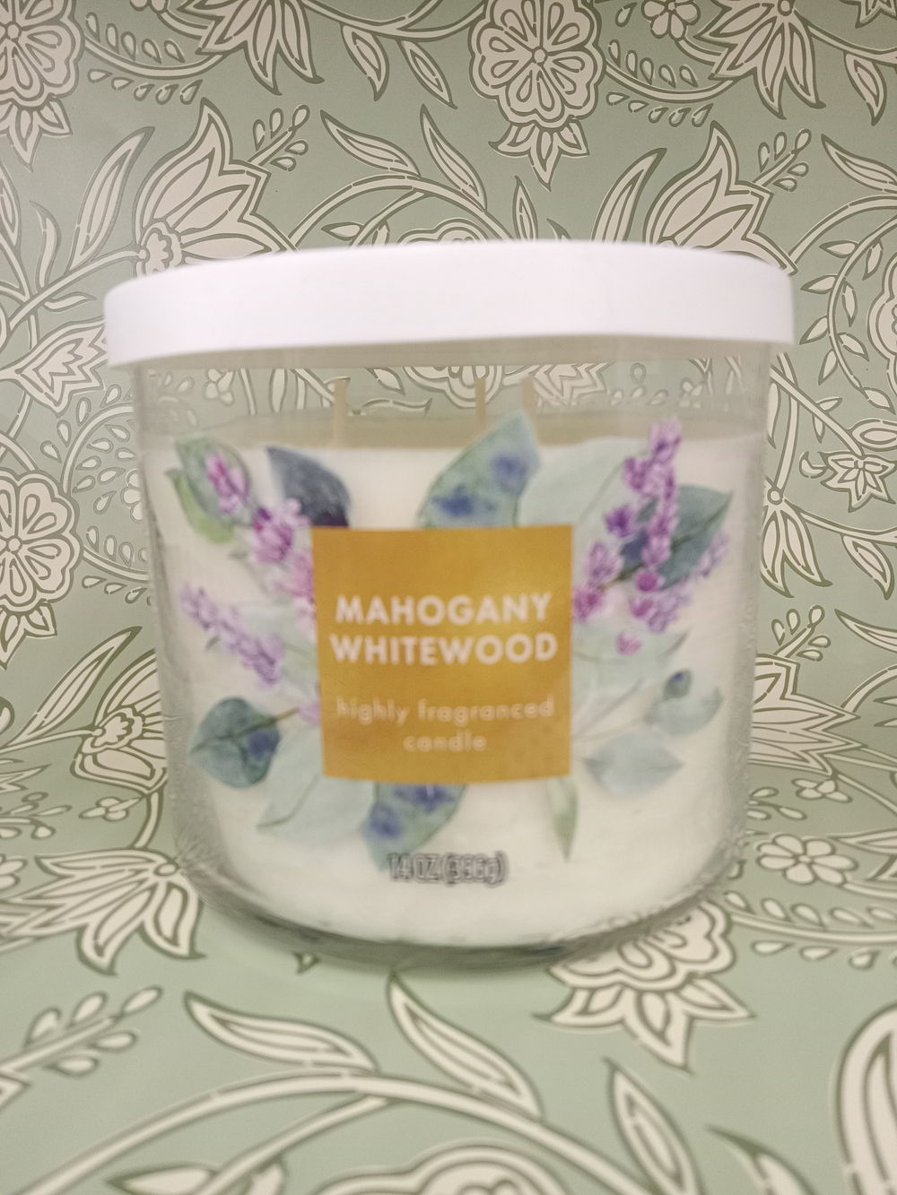 Mahogany Whitewood Scented Candle - White